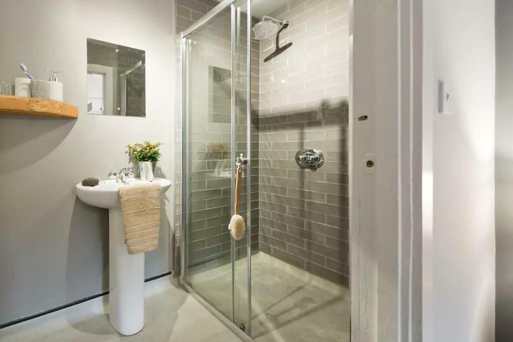The Wicklow Escape (Adults Only) Donard Eksteriør bilde